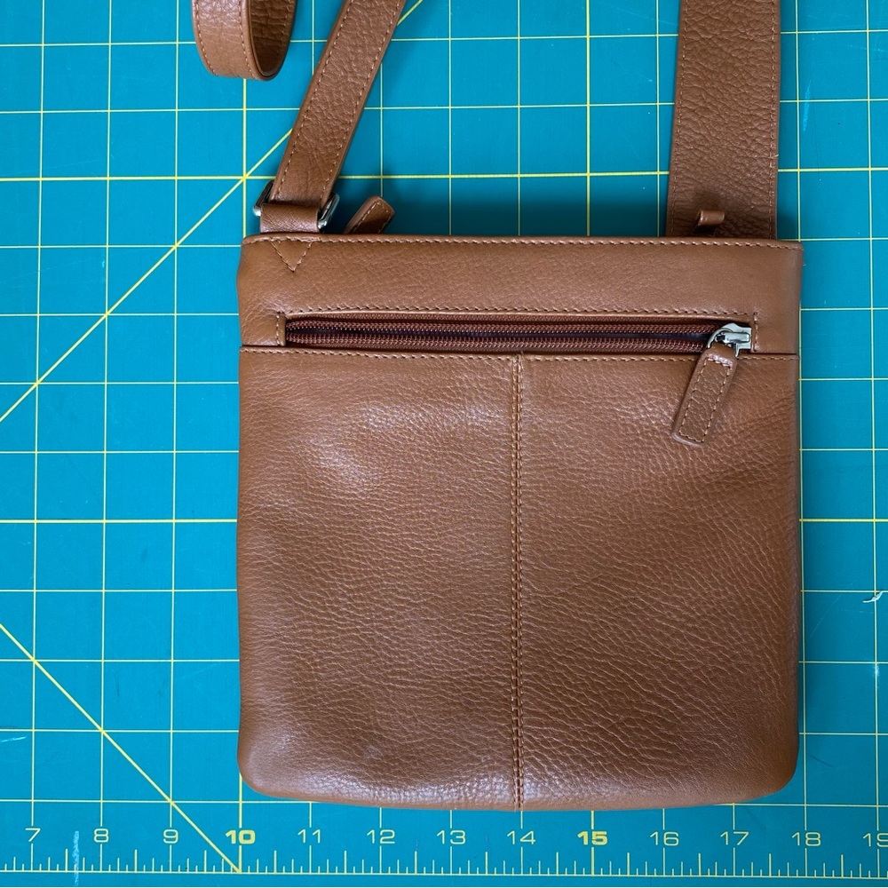 Radley London Crossbody Bag - Picture 3 of 14